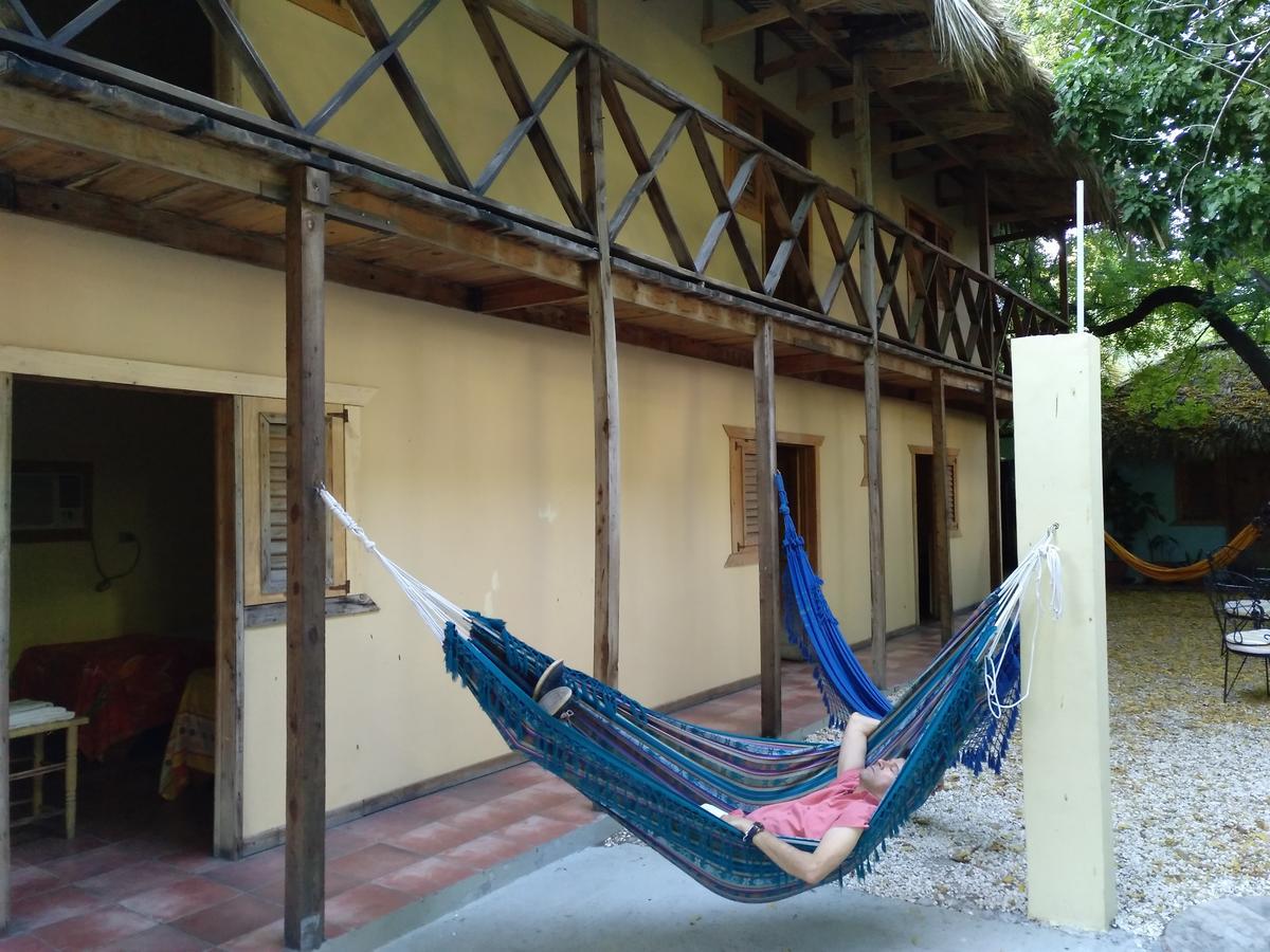 Hotel Loro Tuerto Barahona Kültér fotó